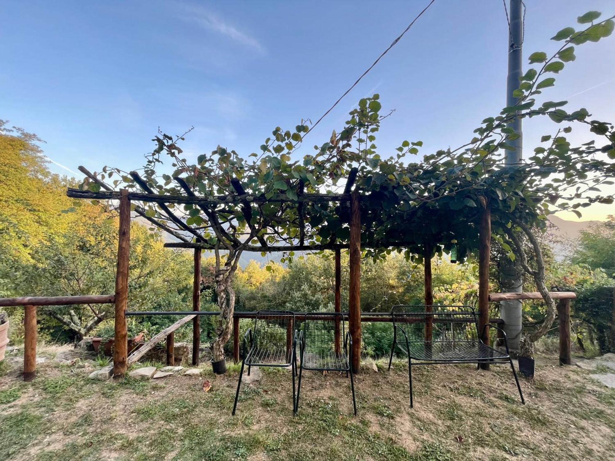 La Casa In Valli 35 Villa Бани ди Лука Екстериор снимка